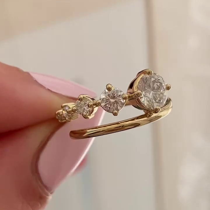 Round 0.80tcw Lab Diamond Five Stone Bypass Ring | IGI Certified | D-E-F | VVS–VS