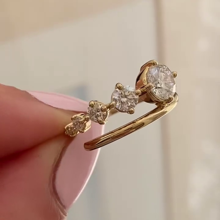 Round 0.80tcw Lab Diamond Five Stone Bypass Ring | IGI Certified | D-E-F | VVS–VS