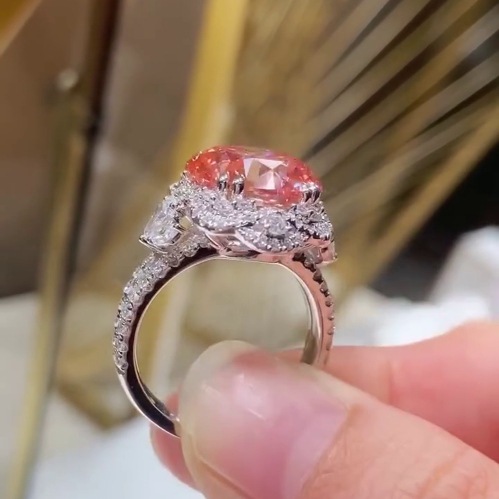 Round 4.50tcw Fancy Pink Lab Diamond Halo Engagement Ring | 2.50ct Center | VVS–VS Clarity | IGI Certified | 14k/18k Gold