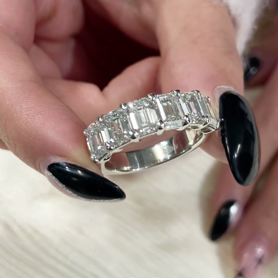 3.60tcw Emerald Lab-Grown Diamond Wedding Band | Six Stone | DEF Color VVS–VS Clarity