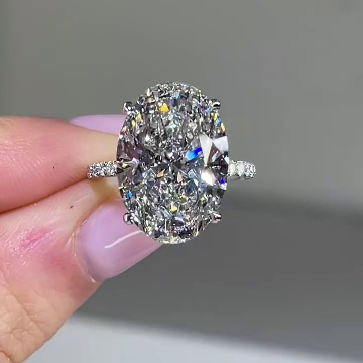 Oval 5.50tcw Lab Diamond Hidden Halo Engagement Ring | IGI Certified | White Gold | VVS Clarity