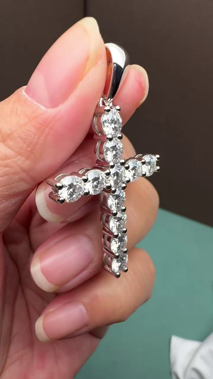 Round 3.30tcw Lab Diamond Cross Pendant Necklace | IGI Certified | EF VS | Custom Gold