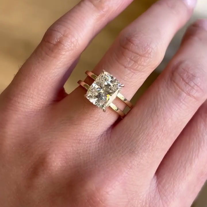 Cushion 3.00ct Lab Grown Diamond Engagement Ring | Double Band | IGI Certified