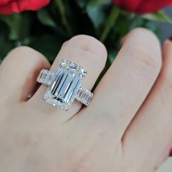 Emerald 11.40tcw Lab Diamond Ring | EF Color | Emerald Side Stones | IGI Certified