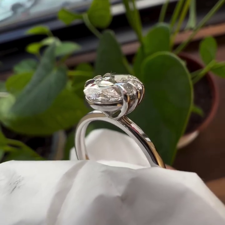 1.50tcw Oval Lab Diamond Solitaire Engagement Ring | Six Prong | IGI Certified