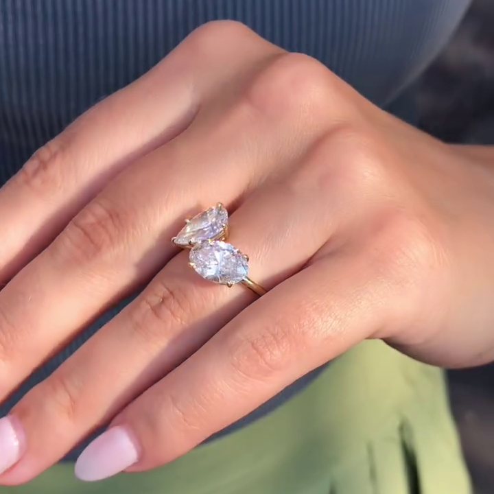 Pear & Oval 3.00tcw Lab Diamond Toi et Moi Engagement Ring | IGI Certified