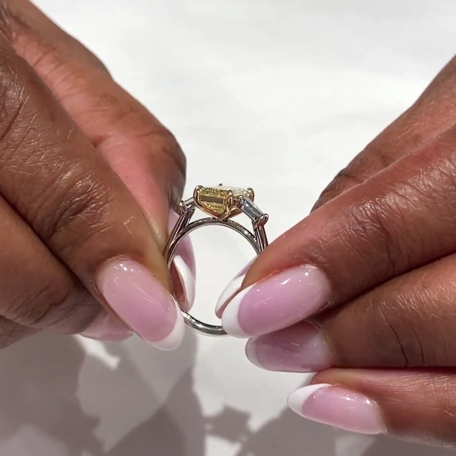 Emerald 2.60tcw Fancy Yellow Lab Diamond 3-Stone Ring | IGI | VVS–VS | 10k/14k/18k Gold