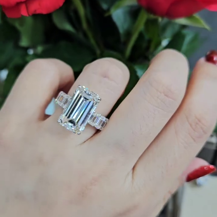 Emerald 11.40tcw Lab Diamond Ring | EF Color | Emerald Side Stones | IGI Certified