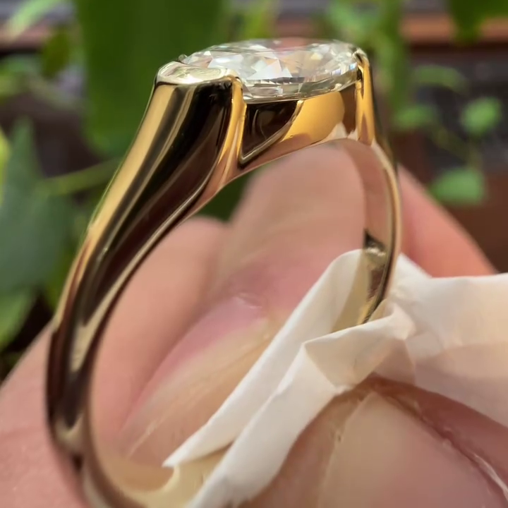 1.00ct Oval Lab Grown Diamond Half Bezel Engagement Ring | IGI Certified | D-E-F Color | VVS–VS Clarity