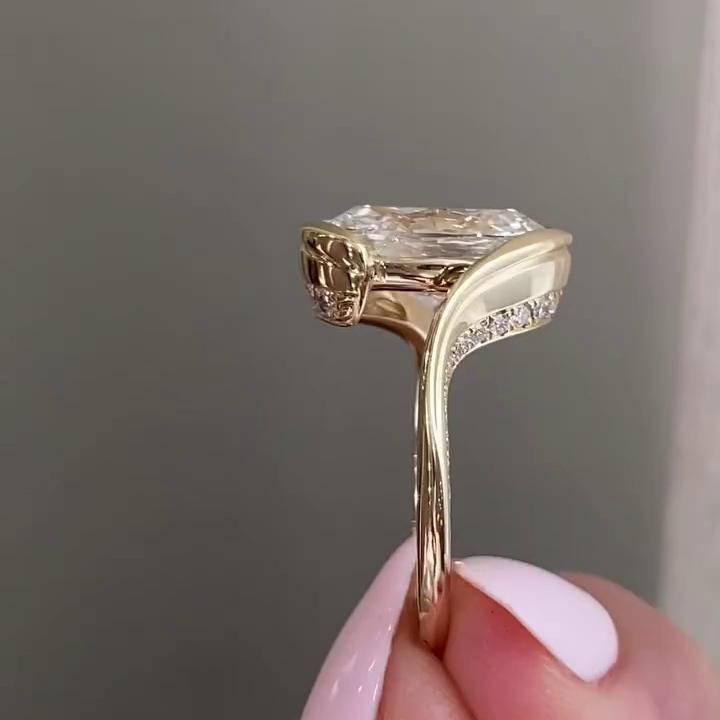 3.50tcw Oval Lab Diamond Bypass Engagement Ring | Unique Style | IGI Certified