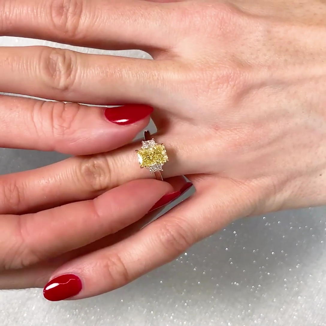 Radiant 2.50tcw Fancy Yellow Lab Diamond Ring | Three Stone | IGI Certified | VVS–VS