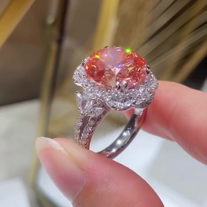 Round 4.50tcw Fancy Pink Lab Diamond Halo Engagement Ring | 2.50ct Center | VVS–VS Clarity | IGI Certified | 14k/18k Gold