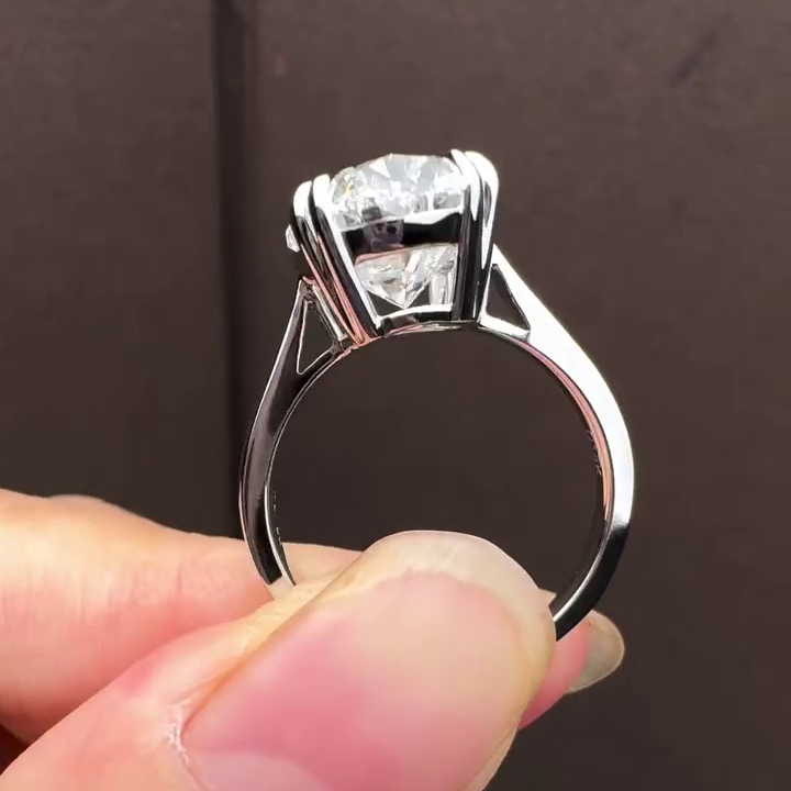 Oval 7.00ct Lab Grown Diamond Cathedral Solitaire Engagement Ring | D-E-F Color | VVS–VS Clarity | IGI Certified | 4-Claw Prong