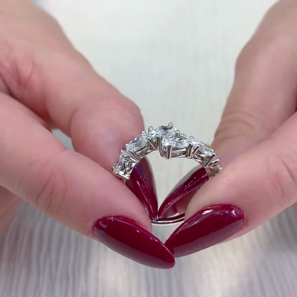 Oval 2.00tcw Lab Diamond Bypass Engagement Ring | DEF VVS–VS Clarity