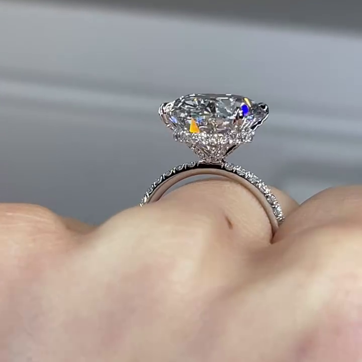 Oval 5.50tcw Lab Diamond Hidden Halo Engagement Ring | IGI Certified | White Gold | VVS Clarity