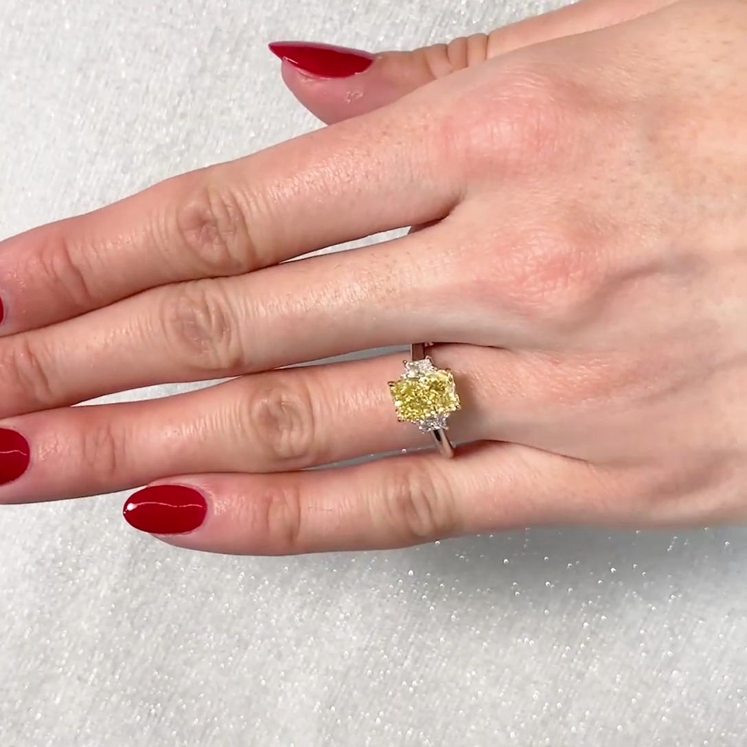 Radiant 2.50tcw Fancy Yellow Lab Diamond Ring | Three Stone | IGI Certified | VVS–VS