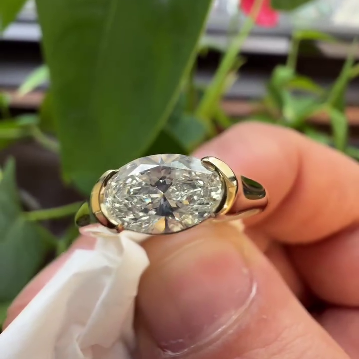 1.00ct Oval Lab Grown Diamond Half Bezel Engagement Ring | IGI Certified | D-E-F Color | VVS–VS Clarity