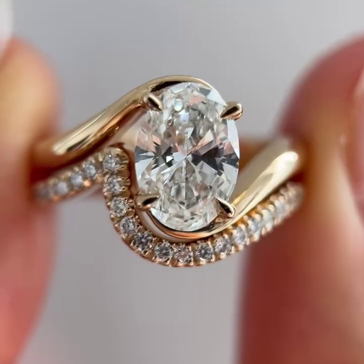 2.50tcw Oval Lab Diamond Bypass Engagement Ring with Band | IGI Certified