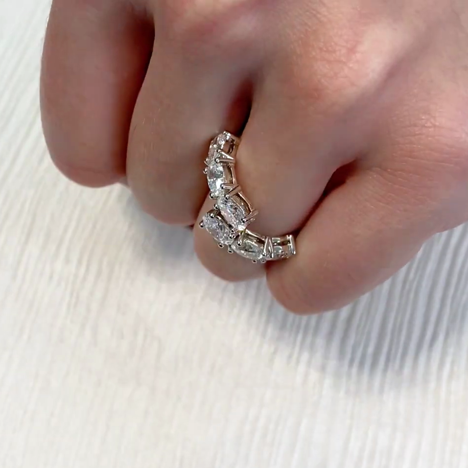 Oval 2.00tcw Lab Diamond Bypass Engagement Ring | DEF VVS–VS Clarity