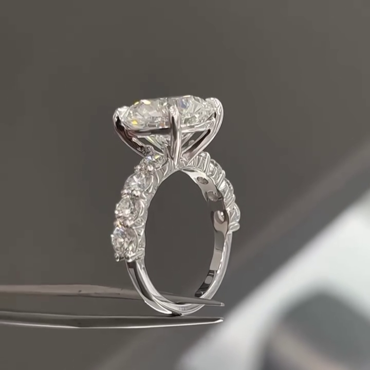 Round 5.20tcw Lab Grown Diamond Engagement Ring | Scalloped Pave Band | IGI Certified | DEF VVS–VS