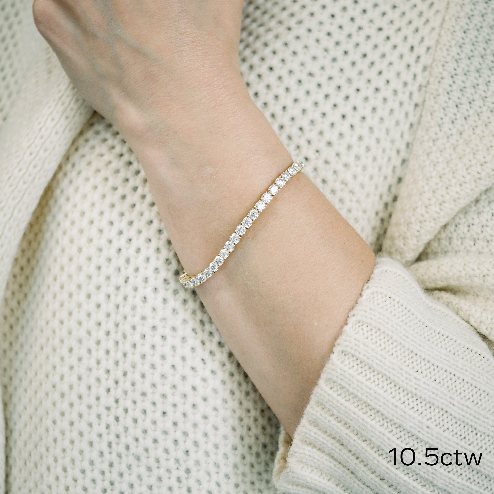 Round Lab Grown Diamond Four Prong Tennis Bracelet , EF Color, VS Clarity, IGI Certificate