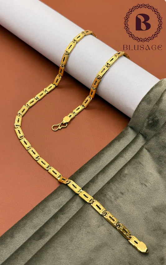 Distinctive Design Best Quality Brass Material with Micro Gold Plated Nawab