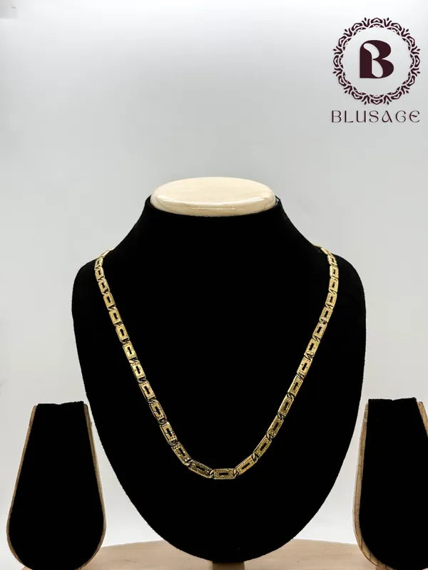 Distinctive Design Best Quality Brass Material with Micro Gold Plated Nawab