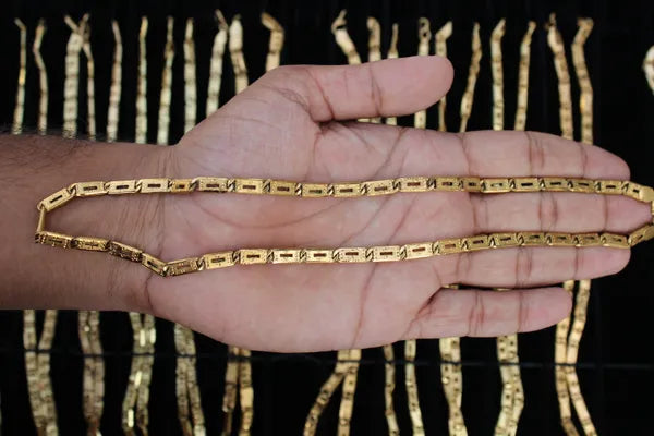 Distinctive Design Best Quality Brass Material with Micro Gold Plated Nawab