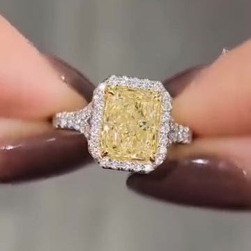 Fancy Yellow 4.00tcw Radiant Lab Diamond Halo Ring | Halo Setting | IGI Certified | VVS–VS Clarity