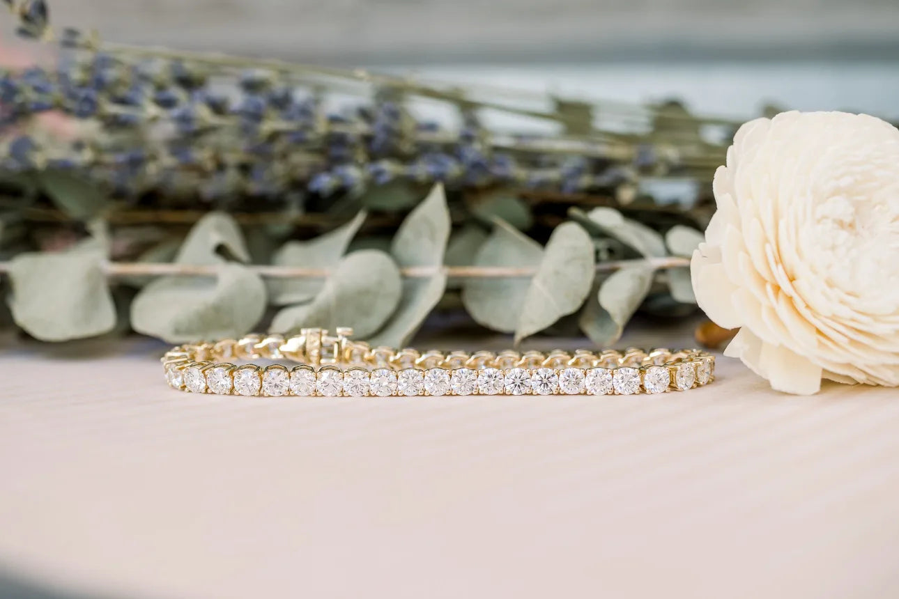 Round Lab Grown Diamond 4 Prong Tennis Bracelet, EF Color, VS clarity, IGI Certified