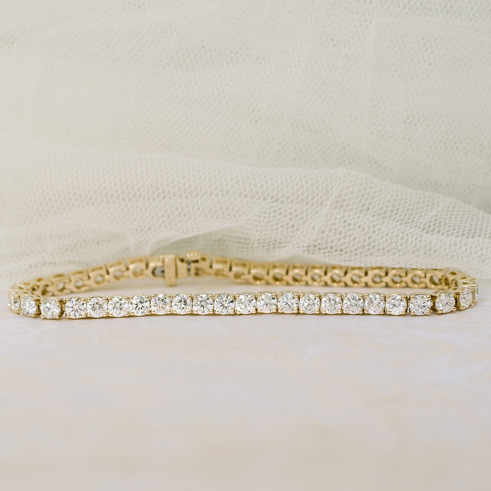 Round Lab Grown Diamond Four Prong Tennis Bracelet , EF Color, VS Clarity, IGI Certificate