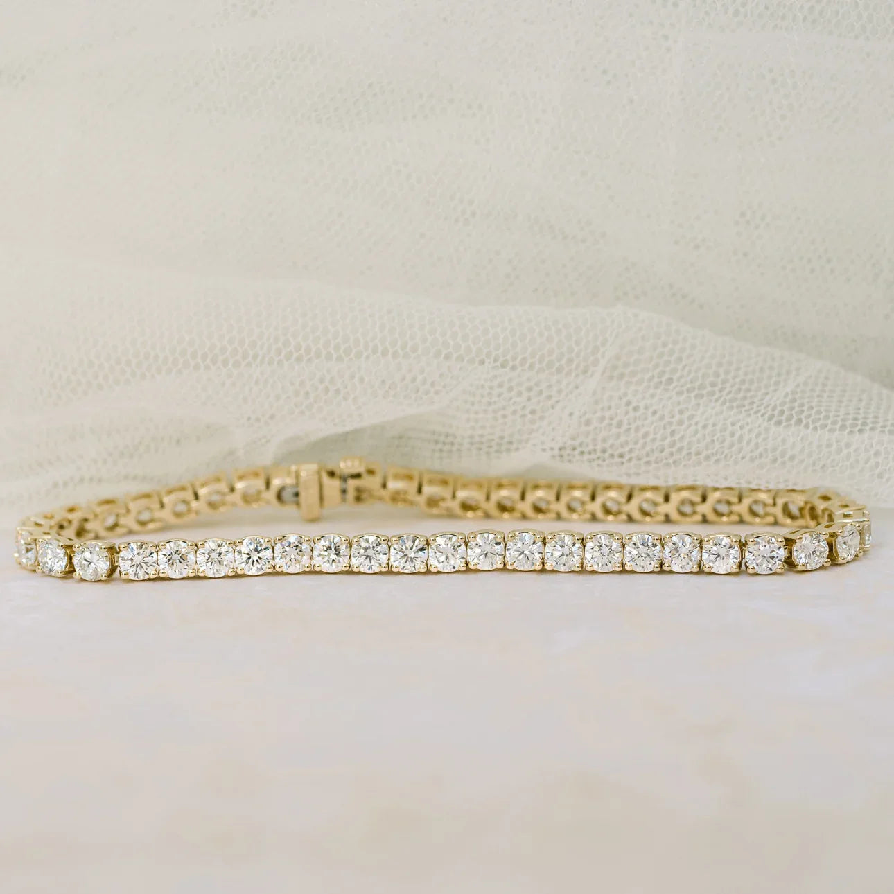 Round Lab Grown Diamond 4 Prong Tennis Bracelet, EF Color, VS clarity, IGI Certified