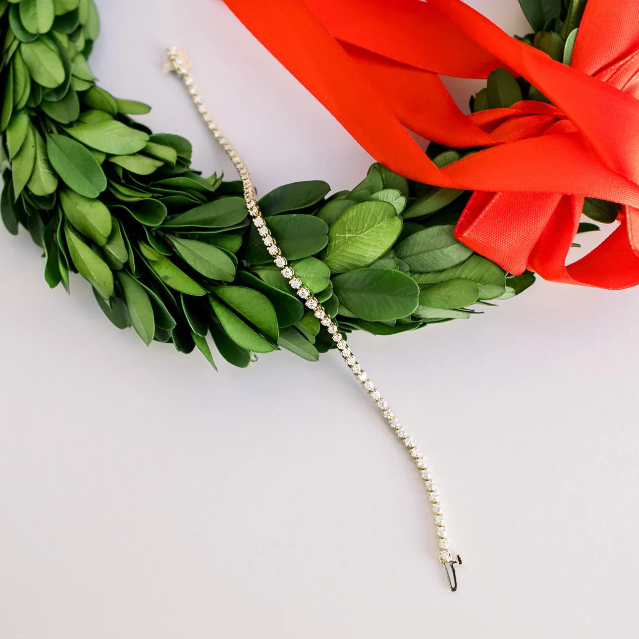 Round Lab Grown Diamond Three Prong Tennis Bracelet, EF Color, VS Clarity, IGI Certificate